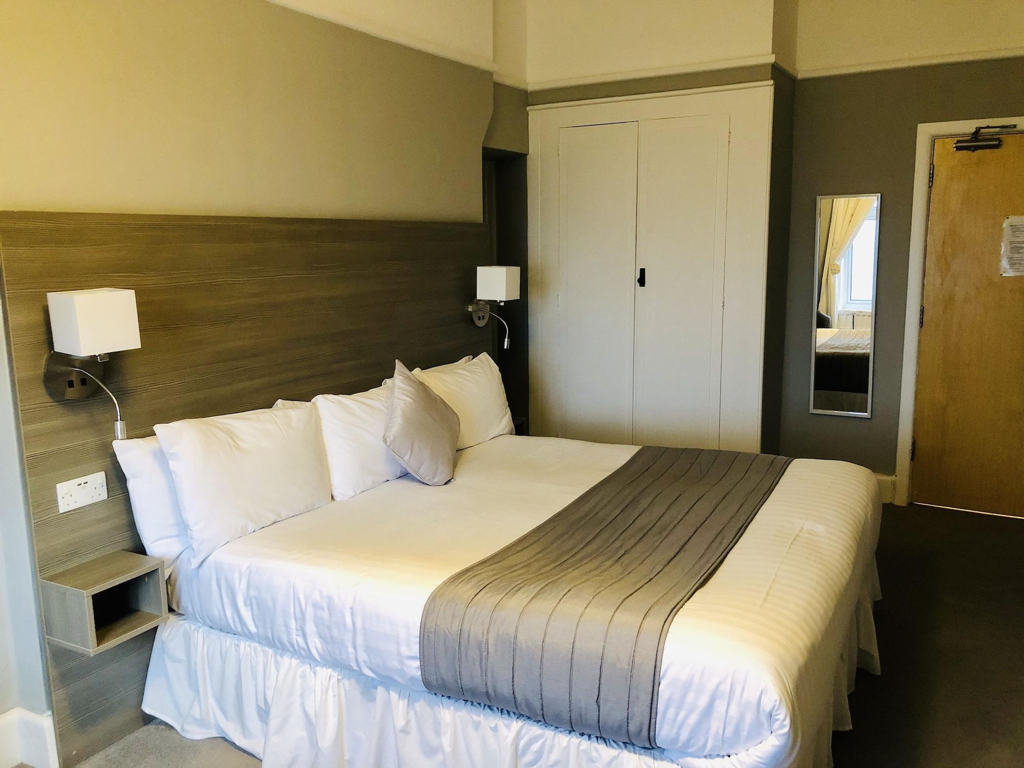 Cottonwood Boutique Bed and Breakfast Μπόρνμουθ Εξωτερικό φωτογραφία
