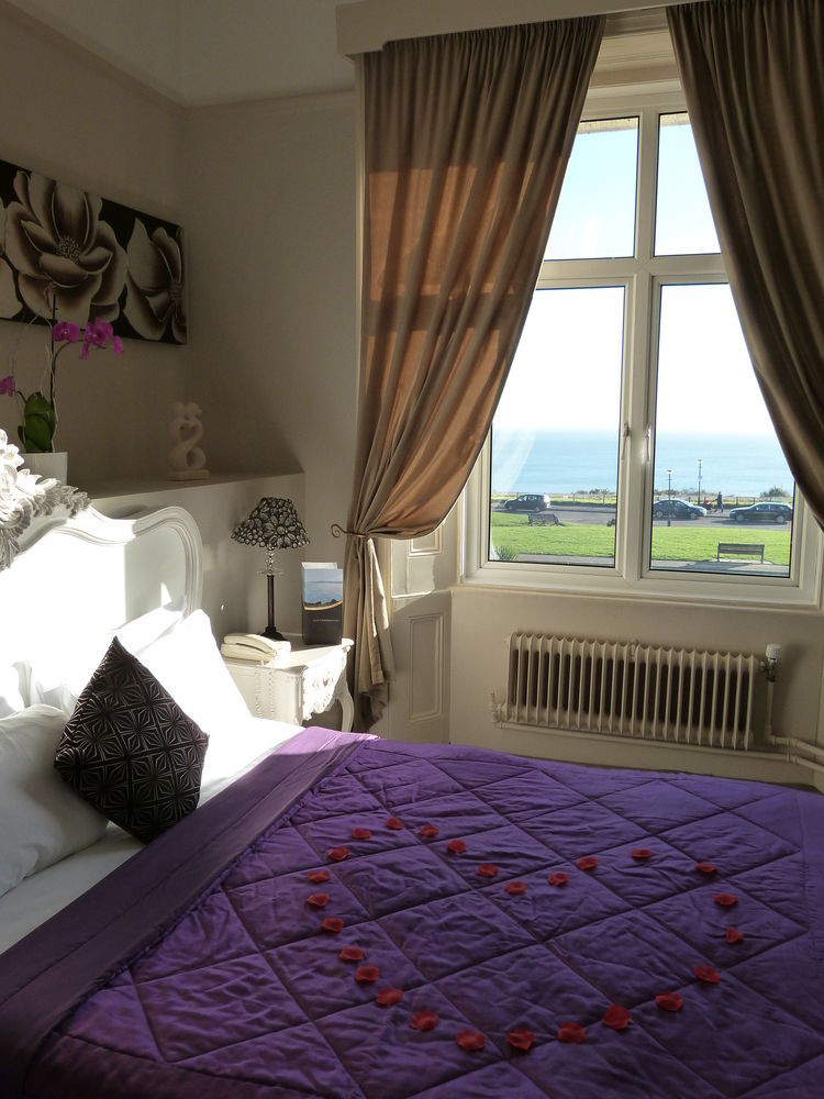 Cottonwood Boutique Bed and Breakfast Μπόρνμουθ Εξωτερικό φωτογραφία