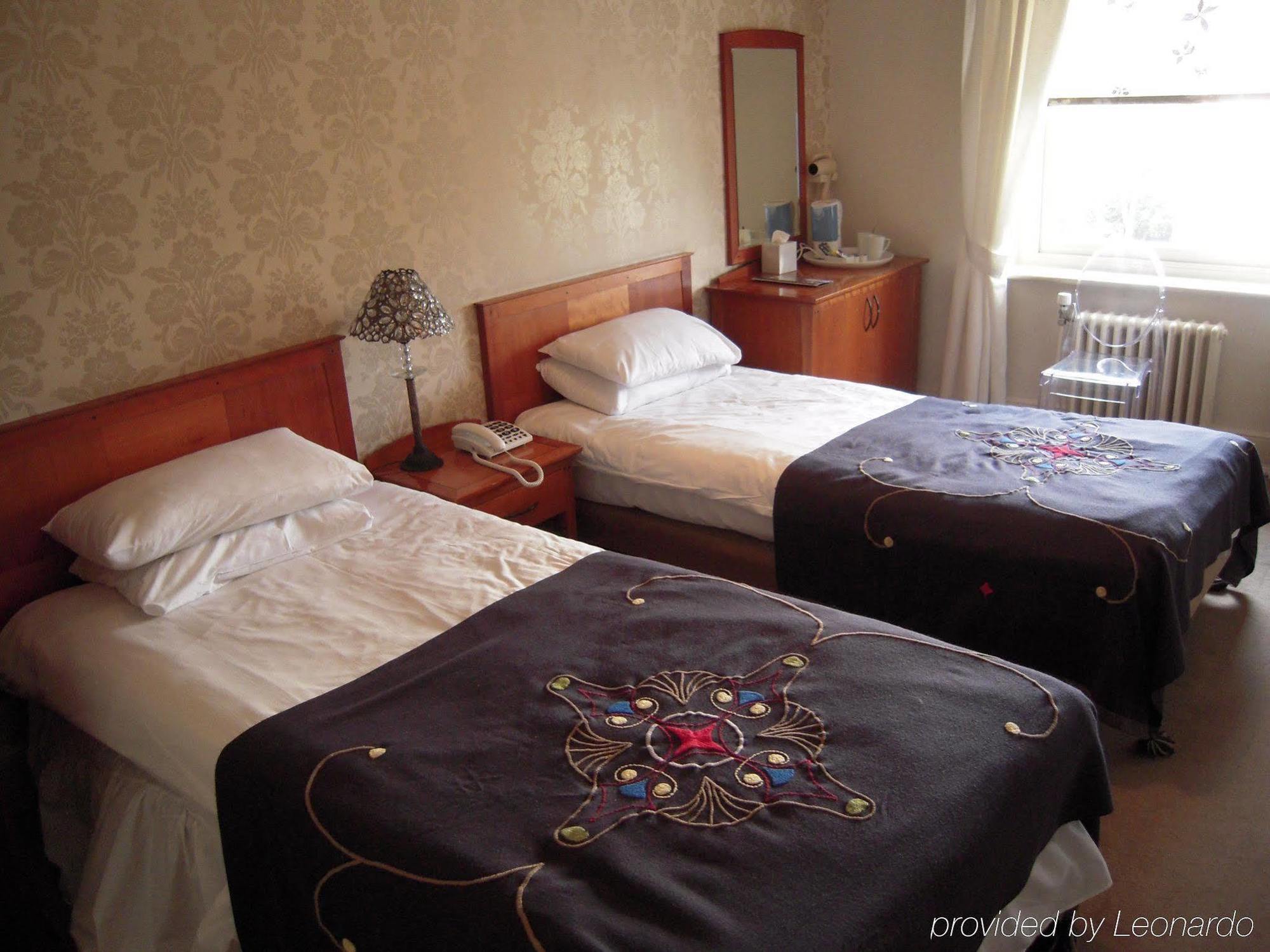 Cottonwood Boutique Bed and Breakfast Μπόρνμουθ Δωμάτιο φωτογραφία